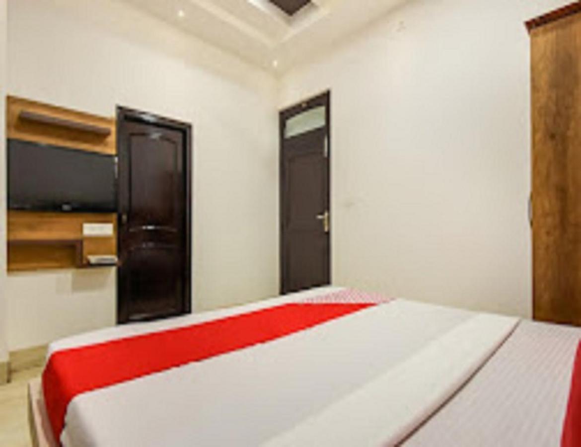 Hotel Bansal Residency, Sirsa Eksteriør bilde